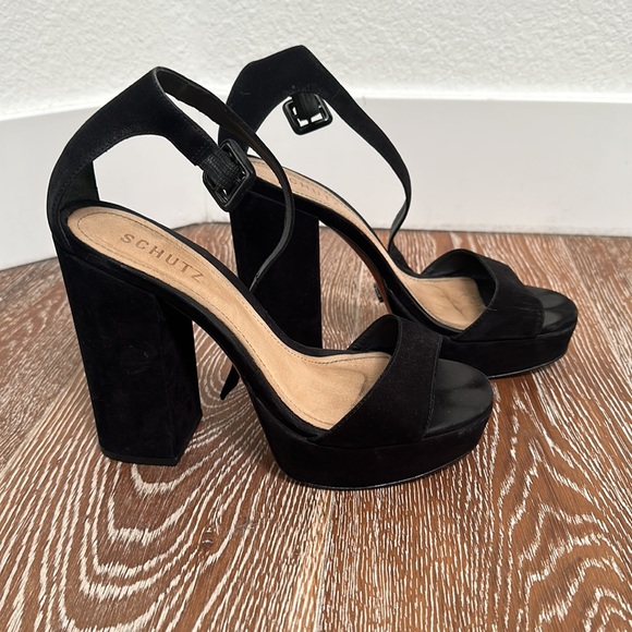 Schutz Platform Black Suede Heels size 7 - Picture 2 of 4